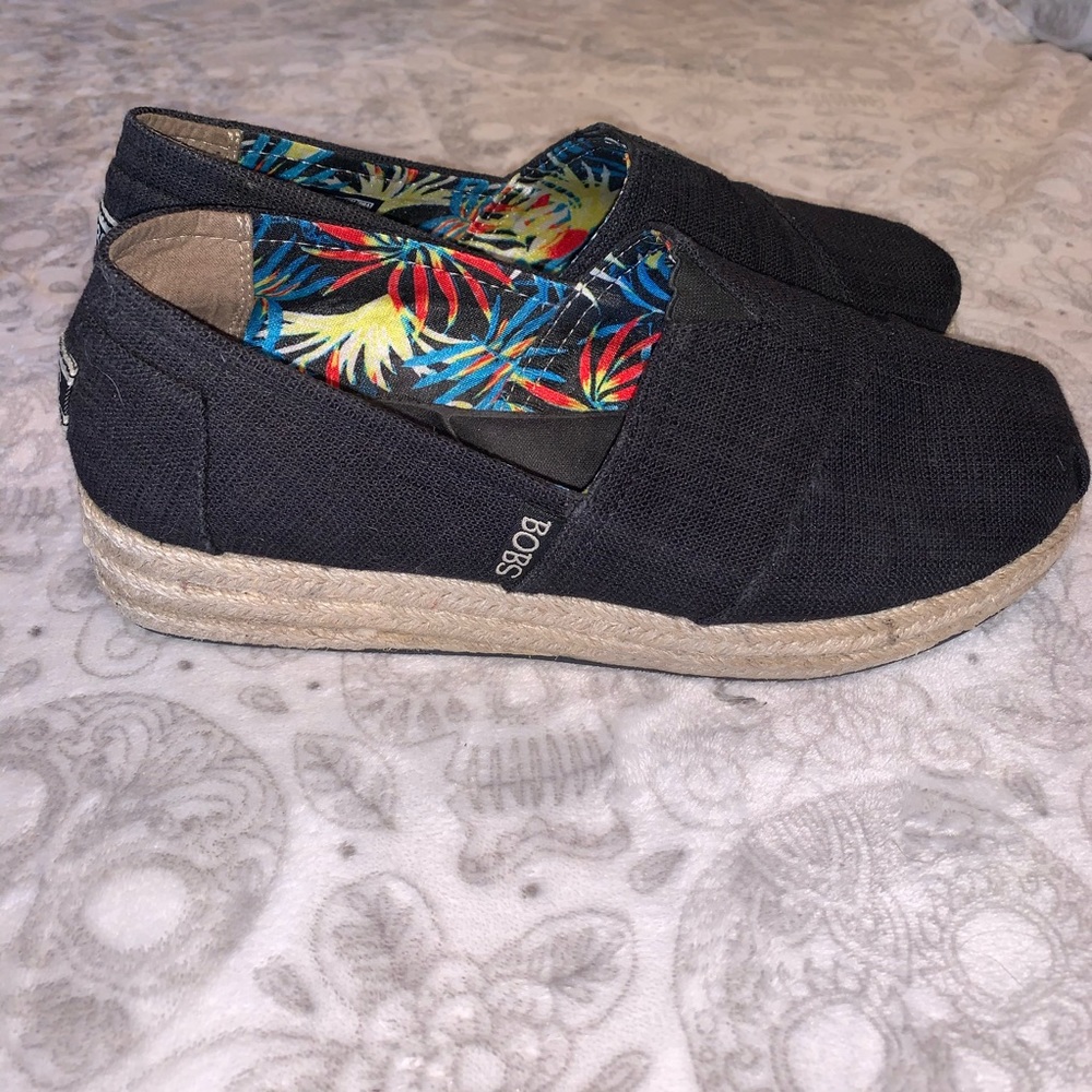Black Bobs by sketchers women’s shoes size 8